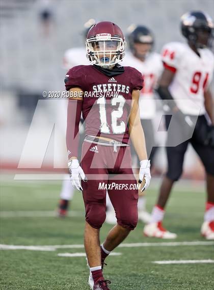 Thumbnail 3 in Lake Highlands vs Mesquite (Scrimmage) photogallery.