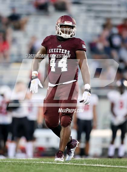Thumbnail 1 in Lake Highlands vs Mesquite (Scrimmage) photogallery.