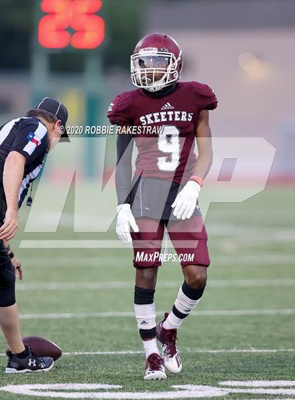 Thumbnail 1 in Lake Highlands vs Mesquite (Scrimmage) photogallery.