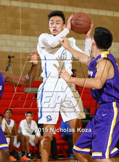 Thumbnail 2 in Lynwood vs. El Camino Real (Pacific Shores Tournament) photogallery.