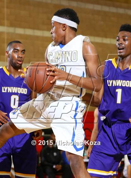 Thumbnail 1 in Lynwood vs. El Camino Real (Pacific Shores Tournament) photogallery.