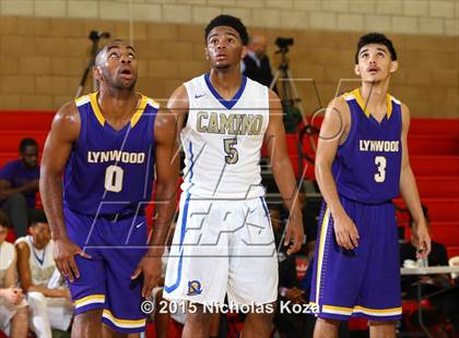 Thumbnail 3 in Lynwood vs. El Camino Real (Pacific Shores Tournament) photogallery.
