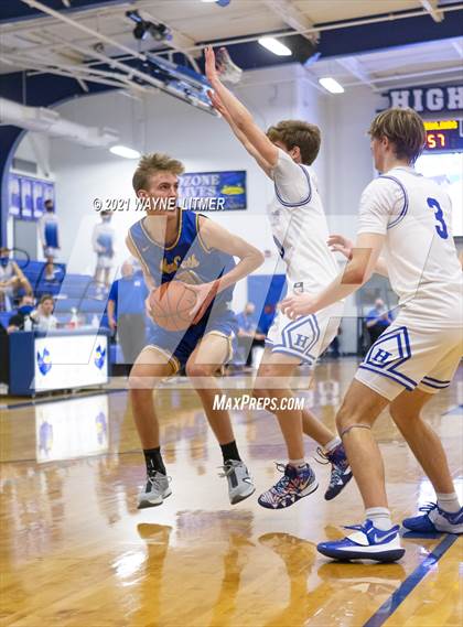 Thumbnail 1 in Newport Central Catholic @ Highlands photogallery.