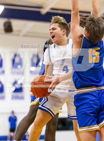 Thumbnail 2 in Newport Central Catholic @ Highlands photogallery.