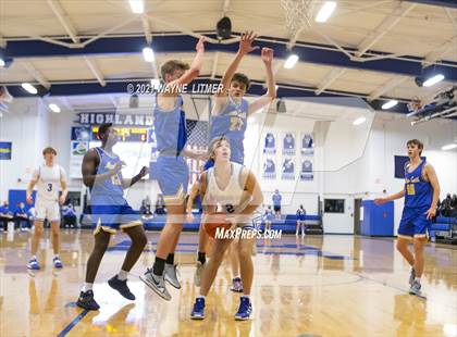 Thumbnail 1 in Newport Central Catholic @ Highlands photogallery.