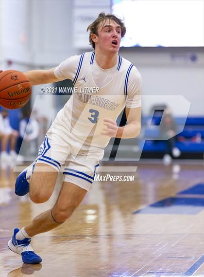 Thumbnail 2 in Newport Central Catholic @ Highlands photogallery.