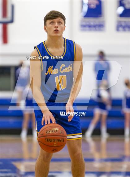 Thumbnail 1 in Newport Central Catholic @ Highlands photogallery.