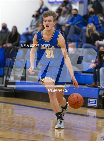 Thumbnail 2 in Newport Central Catholic @ Highlands photogallery.