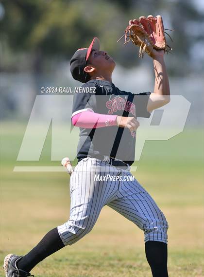 Thumbnail 1 in Westchester @ South Gate (CIF LAC Division 1 First Round Play-in Game) photogallery.