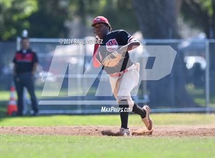 Thumbnail 2 in Westchester @ South Gate (CIF LAC Division 1 First Round Play-in Game) photogallery.