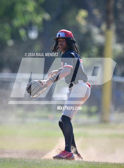 Thumbnail 3 in Westchester @ South Gate (CIF LAC Division 1 First Round Play-in Game) photogallery.