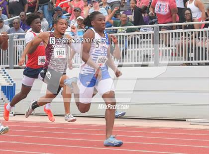 Thumbnail 2 in UIL 6A Track Region III Final photogallery.