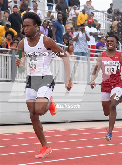Thumbnail 3 in UIL 6A Track Region III Final photogallery.
