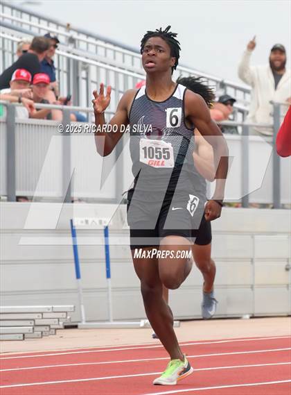 Thumbnail 3 in UIL 6A Track Region III Final photogallery.
