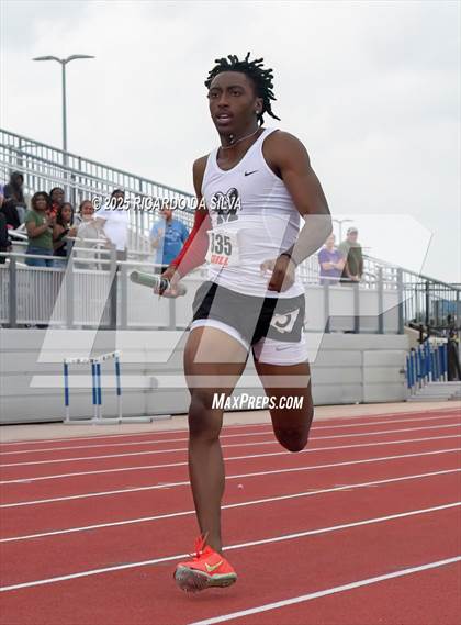 Thumbnail 1 in UIL 6A Track Region III Final photogallery.