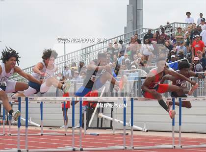 Thumbnail 2 in UIL 6A Track Region III Final photogallery.