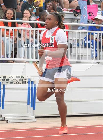 Thumbnail 1 in UIL 6A Track Region III Final photogallery.