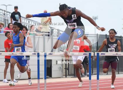 Thumbnail 1 in UIL 6A Track Region III Final photogallery.