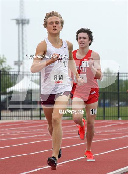 Thumbnail 2 in UIL 6A Track Region III Final photogallery.