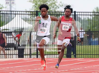 Thumbnail 2 in UIL 6A Track Region III Final photogallery.