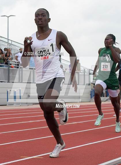 Thumbnail 2 in UIL 6A Track Region III Final photogallery.
