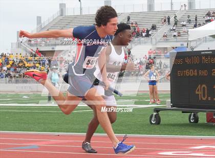 Thumbnail 1 in UIL 6A Track Region III Final photogallery.