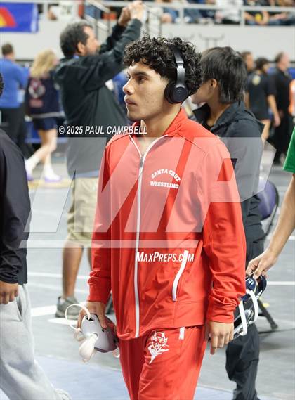 Thumbnail 1 in AIA State Parade of Champions (Div 1-4) photogallery.