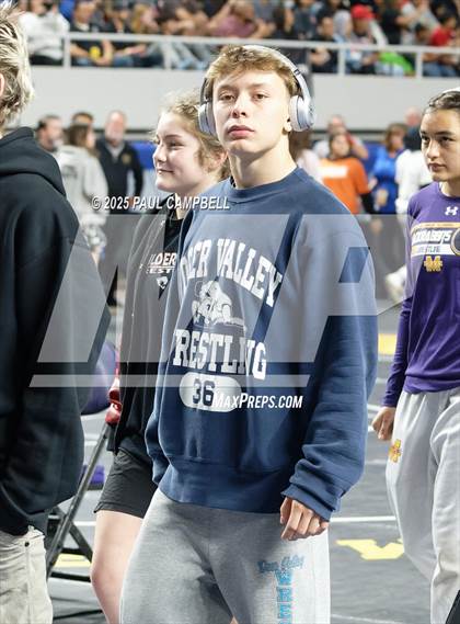 Thumbnail 3 in AIA State Parade of Champions (Div 1-4) photogallery.