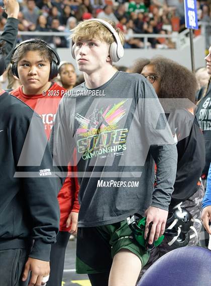 Thumbnail 3 in AIA State Parade of Champions (Div 1-4) photogallery.