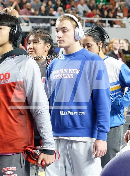 Thumbnail 3 in AIA State Parade of Champions (Div 1-4) photogallery.