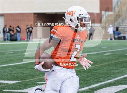 Thumbnail 3 in John Tyler vs. Lancaster (UIL 5A Area Playoff) photogallery.