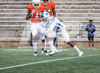 Thumbnail 3 in John Tyler vs. Lancaster (UIL 5A Area Playoff) photogallery.