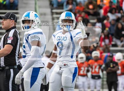 Thumbnail 2 in John Tyler vs. Lancaster (UIL 5A Area Playoff) photogallery.