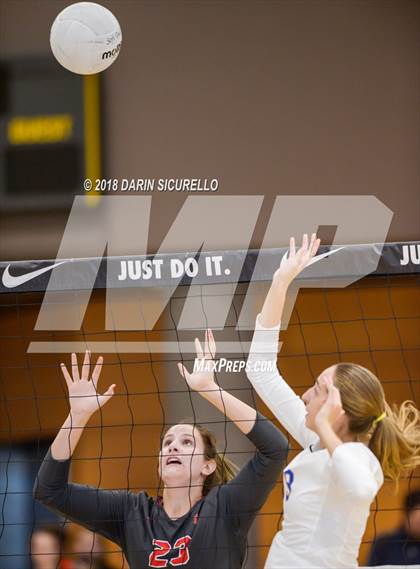 Thumbnail 1 in Bishop Gorman vs. Mater Dei (NIKE Tournament of Champions)  photogallery.