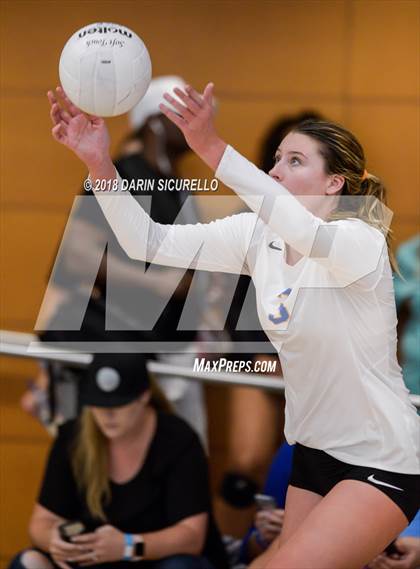 Thumbnail 2 in Bishop Gorman vs. Mater Dei (NIKE Tournament of Champions)  photogallery.