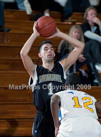 Thumbnail 2 in Foothill vs. San Dimas (Orange Holiday Classic) photogallery.