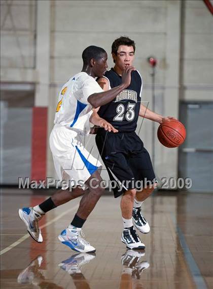 Thumbnail 1 in Foothill vs. San Dimas (Orange Holiday Classic) photogallery.