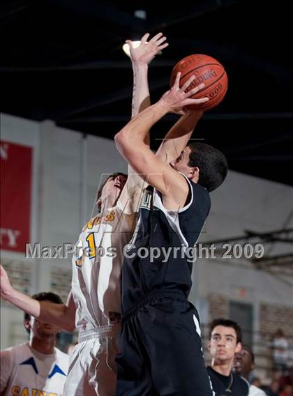 Thumbnail 3 in Foothill vs. San Dimas (Orange Holiday Classic) photogallery.