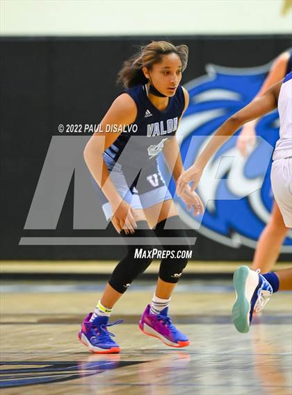 Thumbnail 1 in Valor Christian @ Grandview photogallery.
