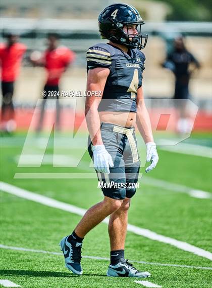 Thumbnail 2 in Cleburne vs. Port Arthur Memorial photogallery.