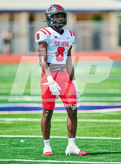 Thumbnail 3 in Cleburne vs. Port Arthur Memorial photogallery.