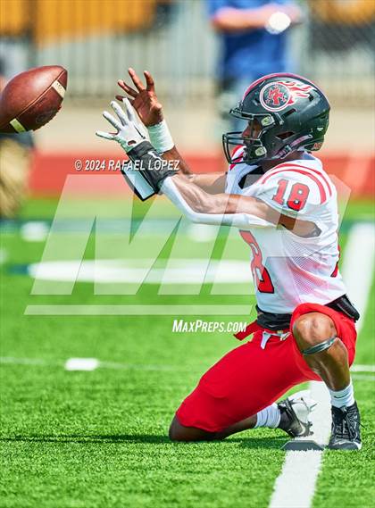 Thumbnail 2 in Cleburne vs. Port Arthur Memorial photogallery.