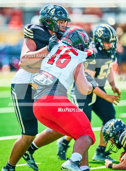 Thumbnail 3 in Cleburne vs. Port Arthur Memorial photogallery.