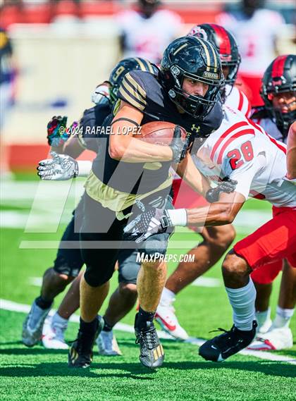 Thumbnail 3 in Cleburne vs. Port Arthur Memorial photogallery.