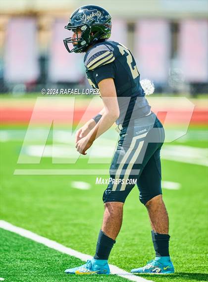 Thumbnail 3 in Cleburne vs. Port Arthur Memorial photogallery.