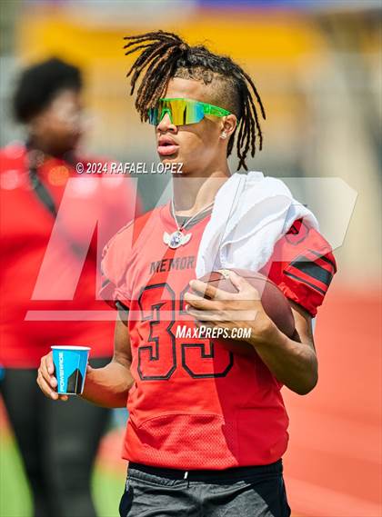 Thumbnail 1 in Cleburne vs. Port Arthur Memorial photogallery.