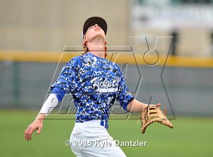 Thumbnail 1 in Robinson vs Carthage (UIL 4A Region 3 Quarterfinal) photogallery.
