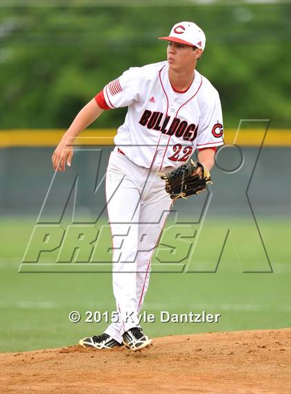 Thumbnail 1 in Robinson vs Carthage (UIL 4A Region 3 Quarterfinal) photogallery.