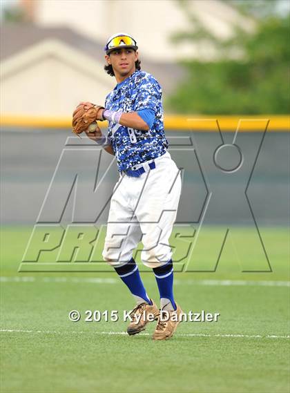 Thumbnail 3 in Robinson vs Carthage (UIL 4A Region 3 Quarterfinal) photogallery.