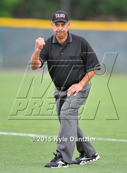 Thumbnail 3 in Robinson vs Carthage (UIL 4A Region 3 Quarterfinal) photogallery.